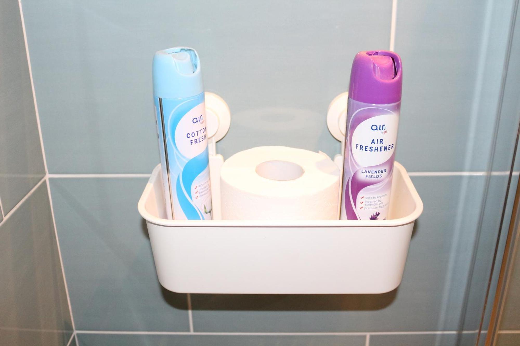 Ensuite Master Bedroom, Private Bathroom, Inside Family Home, Walking Distance To Harry Potter Watford  Extérieur photo